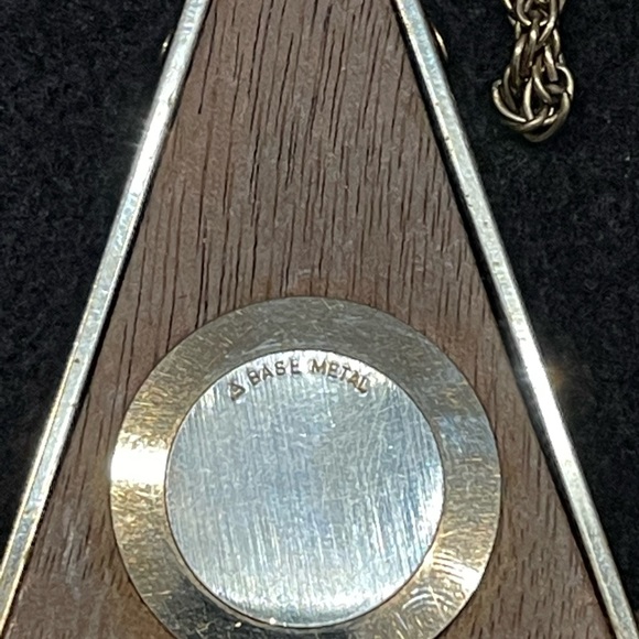 Mid-Century RARE Belforte Triangular Watch Pendant - Picture 8 of 8